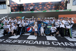 2015 V8 Supercars Champion Mark Winterbottom, Prodrive Racing Australia Ford celebrates with his tea