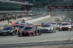 Start: #17 Audi Sport Team WRT Audi R8 LMS: Stuart Leonard, Stéphane Ortelli, Laurens Vanthoor leads