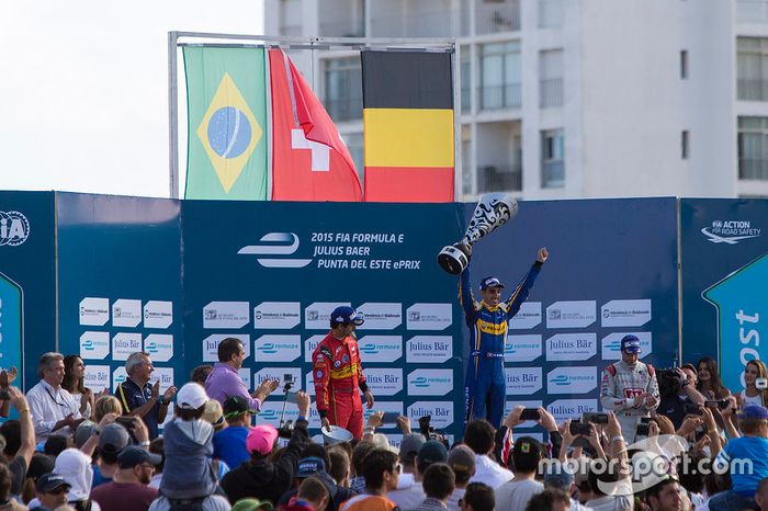 Podio: ganador de la carrera Sébastien Buemi, Renault e.Dams, segundo lugar Lucas di Grassi, ABT Schaeffler Audi Sport, el tercer lugar Jérôme d'Ambrosio, Dragon Racing