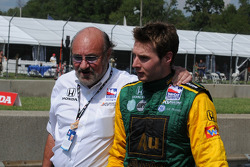 Kevin Kalkhoven gives Will Power a pat on the back