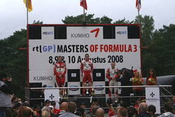 Masters de F3: Podio ganador Jules Bianchi, segundo Nico Hulkenberg, tercero Jon Lancaster