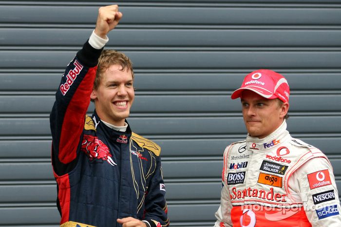 El autor de la pole Sebastian Vettel, el segundo Heikki Kovalainen