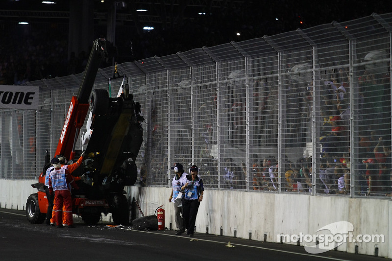 Choque de Nelson A. Piquet, Renault F1 Team