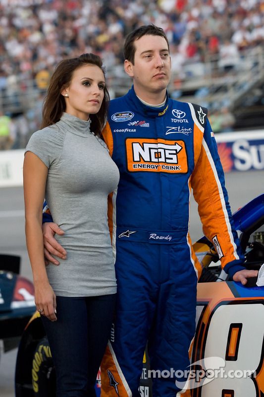Kyle Busch e Samantha Sarcinella - nome de solteira de Samantha Busch