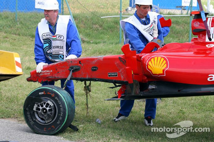 A Ferrari de Felipe Massa depois do acidente