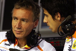 Bob Bell, Renault F1 Team, Team'in Direktörü, Lucas di Grassi, Test Pilotu, Renault F1 Team