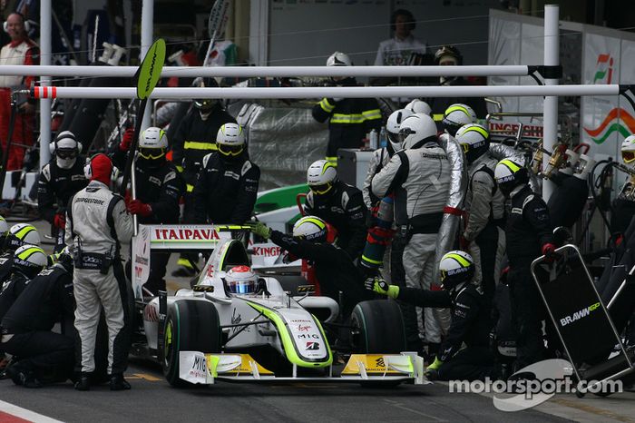 Rubens Barrichello, Brawn GP during pitstop