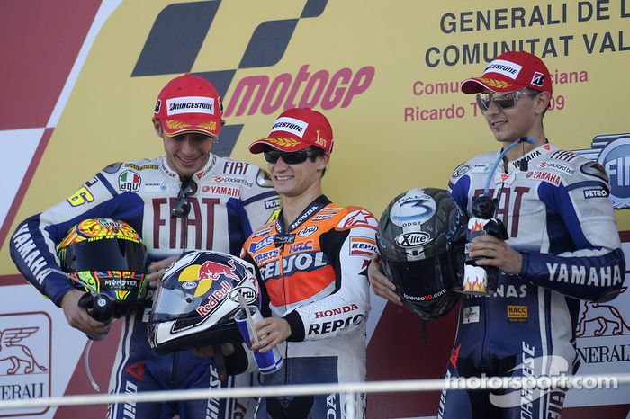 Podio: 1º Dani Pedrosa, 2º Valentino Rossi, 3º Jorge Lorenzo