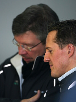 Michael Schumacher, Mercedes GP y Ross Brawn, director de equipo, Mercedes GP