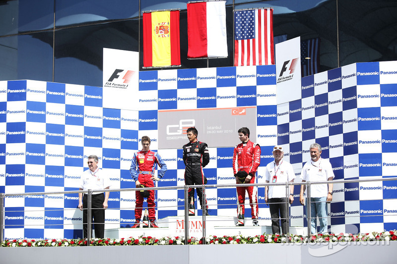 Rio Haryanto berhasil mengumandangkan lagu Indonesia Raya, di podium Race 2 GP3 Turki 2010.